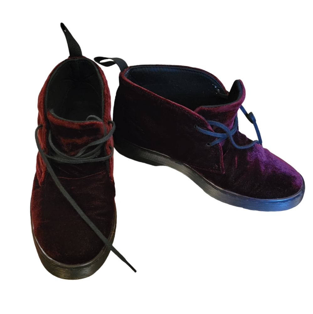 Dr. Marten Velvet Dayton Chakka Boot (7)